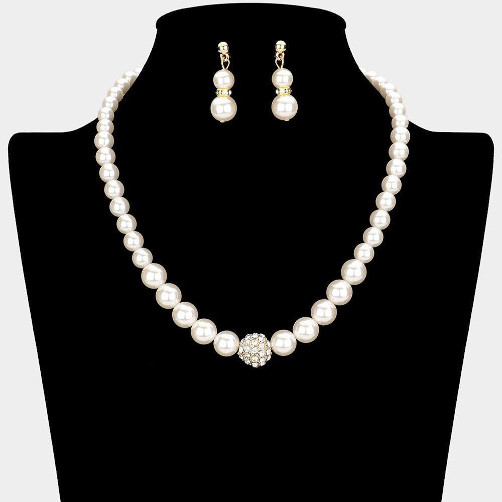 The Timeless Pearl Elegance Jewelry Set