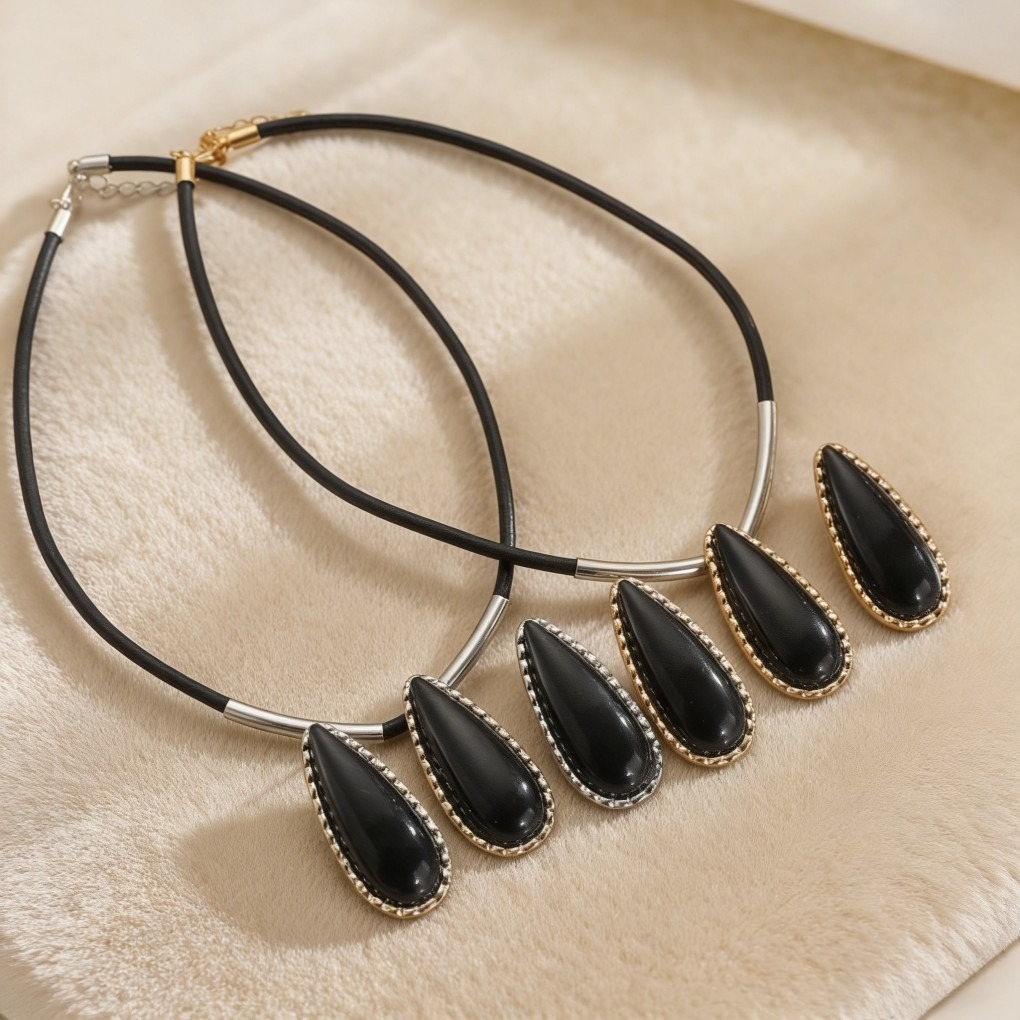 The Onyx Elegance Jewelry Set